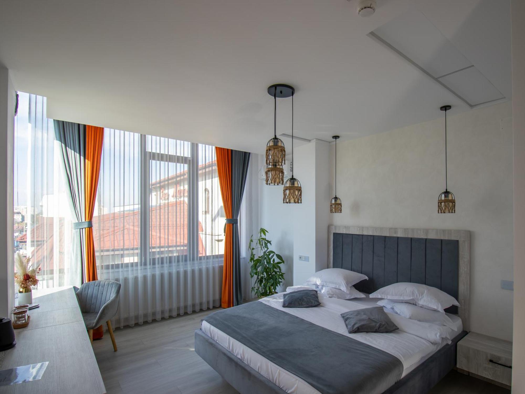 Casa Munteneasca Alessandro Питешти Экстерьер фото